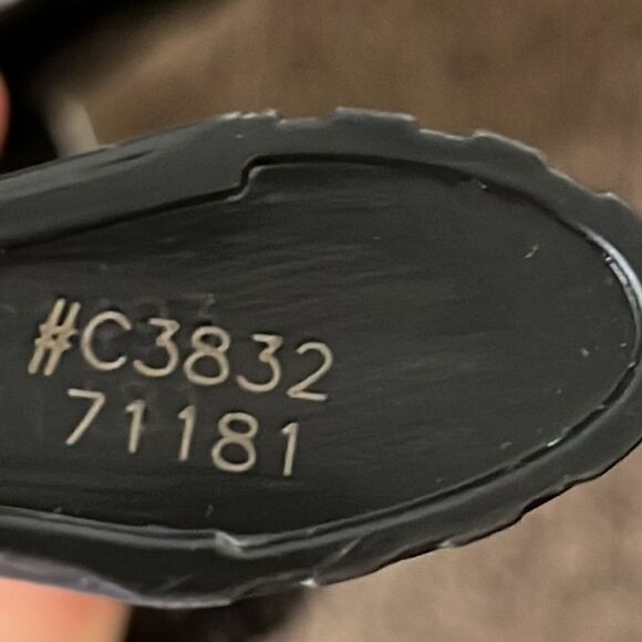 Black Panther Marvel Avengers 11.5” Black/Silver Figure Hasbro C-3632B 2017 - Picture 12 of 14